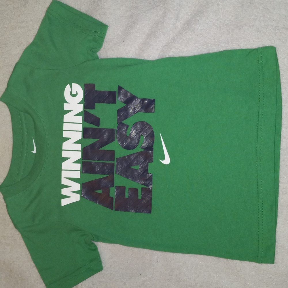 Nike t-shirt